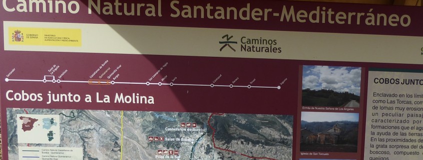 Cartel anunciador del Camino Natural Santander Mediterráneo