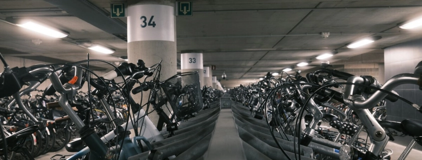 Edificios-con-plazas-para-bicis